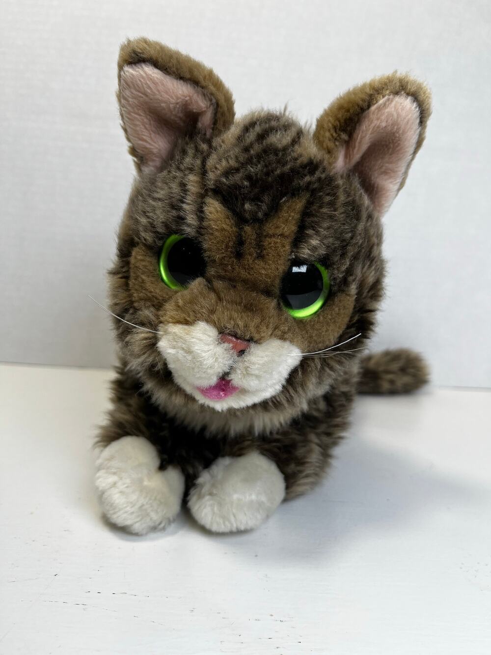 Cuddle Barn green eyed plush cat /kitten stuffed animal Lil Bub realistic 12"